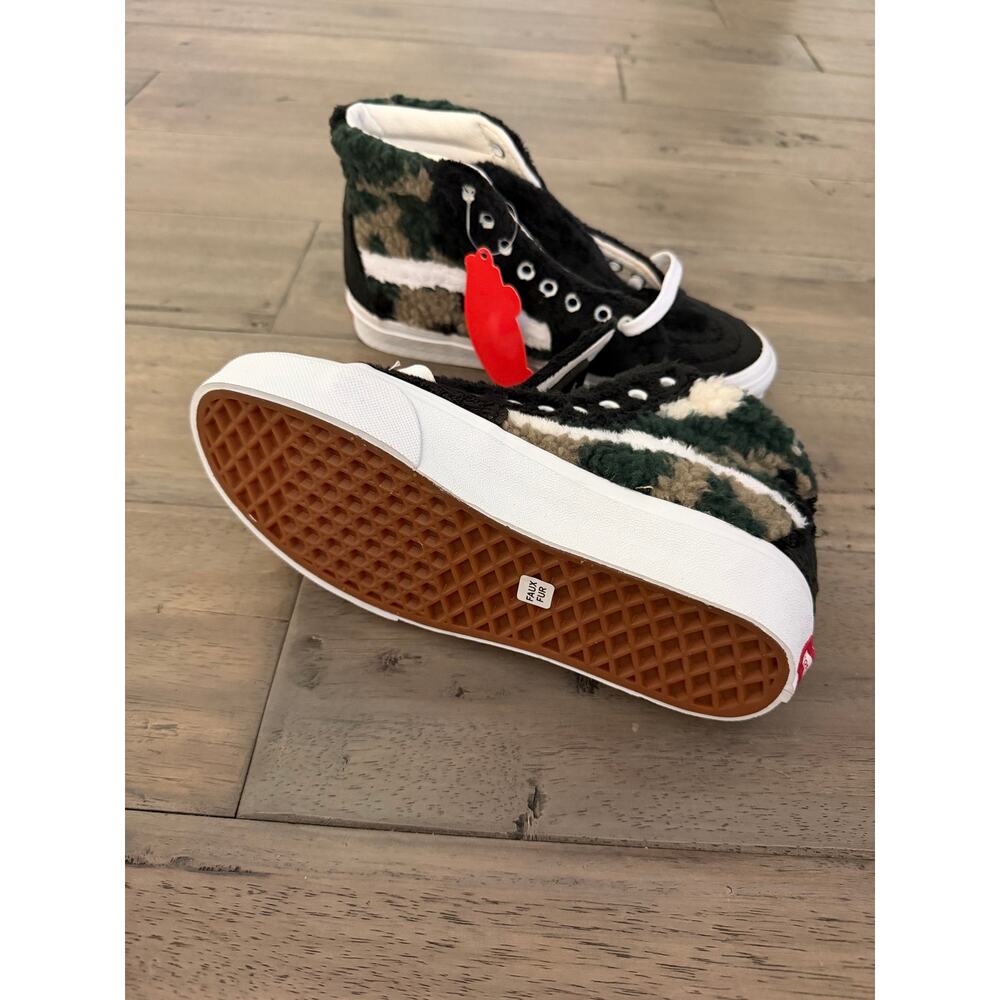 New vans SK8 camo Sherpa sneakers womens sz 6 - Picture 8 of 9